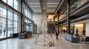 Ergonomic Mastery: Functional & Space Saving Hacks For Christmas Decorating Ideas For The Office – Visual 4