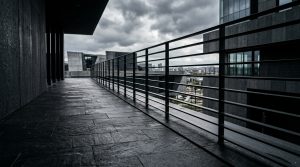 Small Scale Stone Mastery: Ergonomic Flagstone Flooring And Fold Away Luxuries For High Rise Living – Visual 19