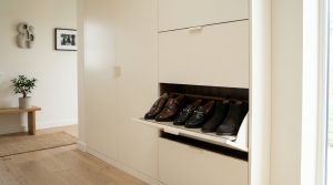 The Ergonomic Drop Zone: Maximizing Flow And Concealed Utility In Compact Entries – Visual 9