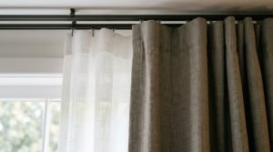 The High Performance Window: Ergonomic Innovation And Motorized Drapes For Bedroom Functionality – Visual 4