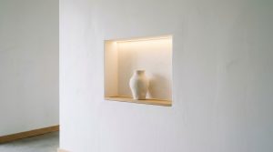 The Museum Effect: Mastering Architectural Proportions And Sculptural Voids In All White Minimalist Homes – Visual 8
