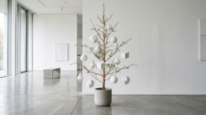 The Sculptural Evergreen: Mastering Scale And Architectural Flow In Christmas Decorating Tree Ideas – Visual 5