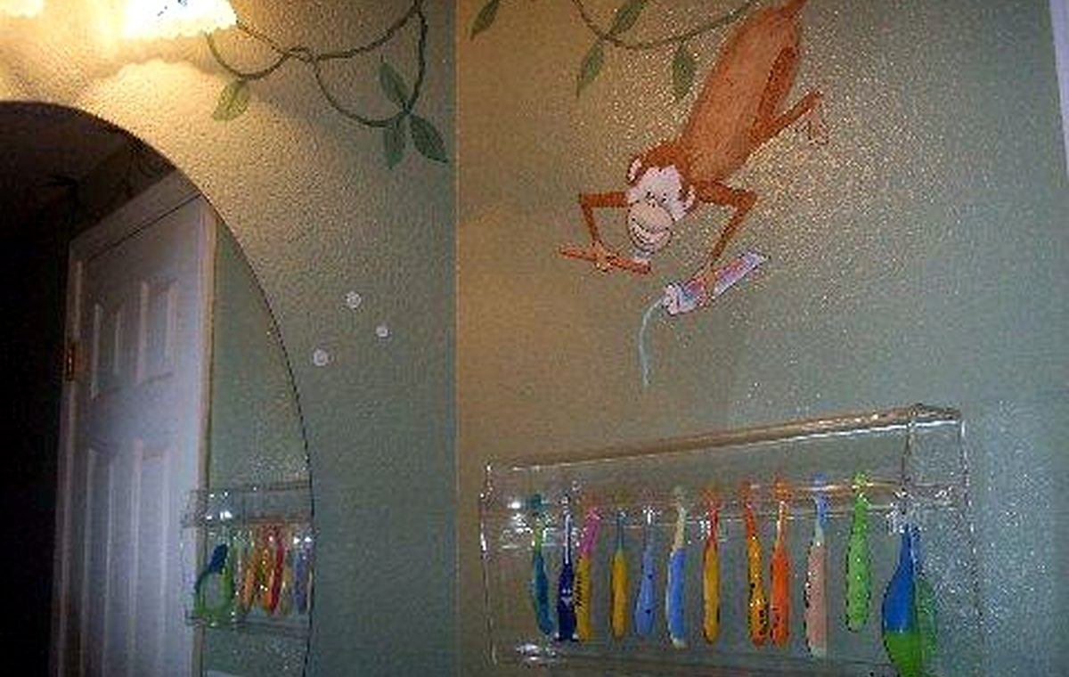 : Adorable And Creative Toothbrush Place Design For Pre School Lavatory Design