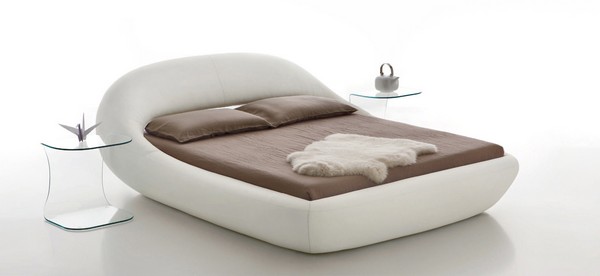 Amazing Modern Bedroom for Couples: 18 wilderness2 jp180111