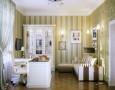 Amazing Modern Office Design: Green and white modern office design colours