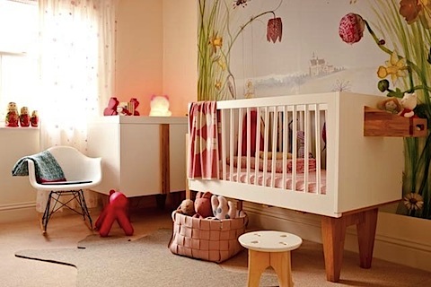 Baby girls bedrooms with bright lighting Girl baby's bedrooms with bright lighting