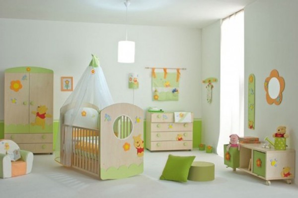 : Baby Girls Bedrooms With Cartoon Decoration