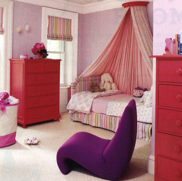 Bed canopy curtains and the positive functions: sparkling and jolly bed canopy curtain
