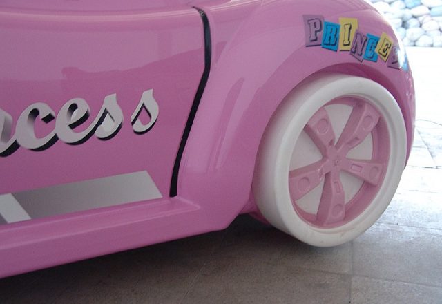 Buy The Best And New Car Beds For Girls