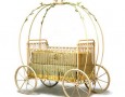Comfortable n healthy carriage bed model for baby’s bedroom: Enjoyable cart bed design for baby’s bedroom