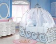 Comfortable n healthy carriage bed model for baby’s bedroom: Glamorous Cart bed model for baby’s bedroom