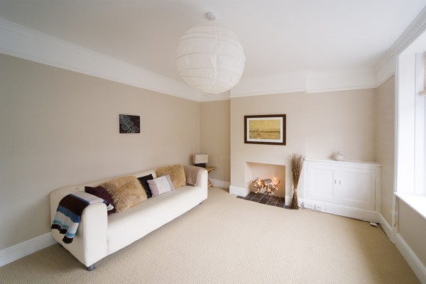 : Elegant Single Couche For Small Living Rooms With Best Minimalist Living Room Couch Placement