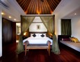 Exotic Khayangan Dreams Villa Seminyak Bali Indonesia with Tropical Nuance: calm One bedroom suite in khayangan villa with pavilion roof ceiling model