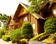 Good Plan for A Prosperity in A Peaceful Dream Home: A-peaceful-dream-house-with-wooden-interior-design-and-beautiful-green-yard