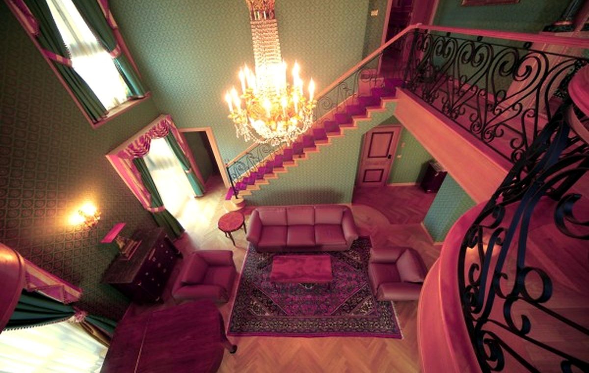 How to Set Up and Arrange a Living Room
