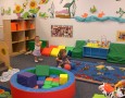 Playgroup room designs for brainy child: Imaginative playgroup room design with shape box