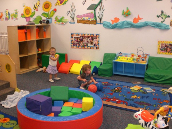  : Imaginative Playgroup Room Design With Shape Box
