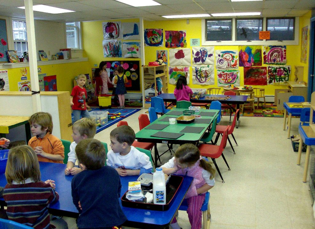 Imaginative Playgroup Room Designs For Brainy Child 2