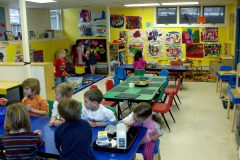 Artistic preschool wall designs to display the child work