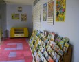 Playgroup room designs for brainy child: Open library in imaginative playgroup room design