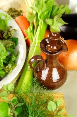 Keep your earthenware clean with vinegar easily: keep attractive hand made pottery with vinegar