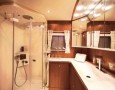 Mobile home with modern and contemporary interior designs: elite mobile home tubs and showers