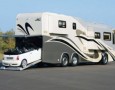 Mobile home with modern and contemporary interior designs: expensive mobile houses with garage