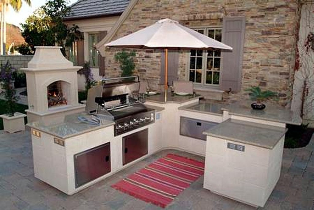 Contemporary Outdoor Kitchen Design Ideas