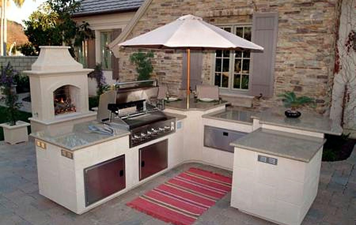 : Contemporary Outdoor Kitchen Design Ideas