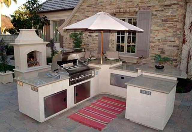 : Contemporary Outdoor Kitchen Design Ideas