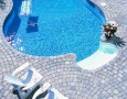 Outdoor private swimming pool design and the consideration: contemporary outdoor private swimming pool design idea