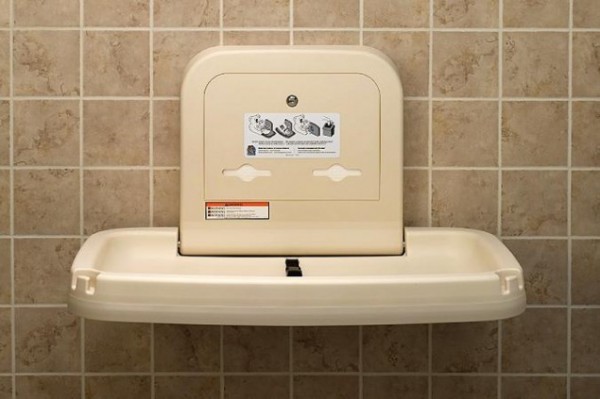 Preparing Healthy Public Diaper Changing Station Safety for Baby: Preparing Healthy Public Diaper Changing Station Safety for Baby: horizontal baby diaper station
