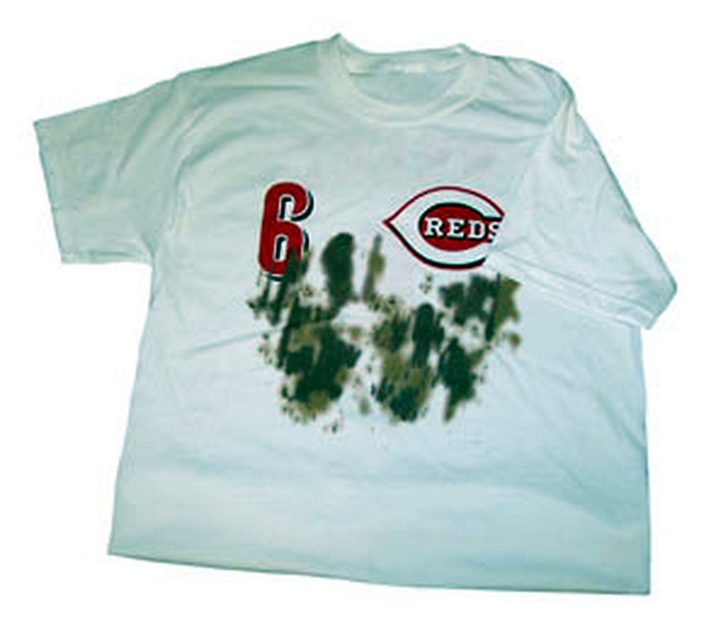 How To Clean The Dirty Shirt With Stain Remover