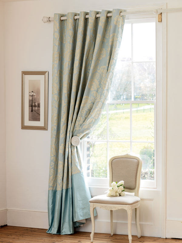 Simple way to remove mud stains from carpet-cloth or curtain: unique curtain design ideas