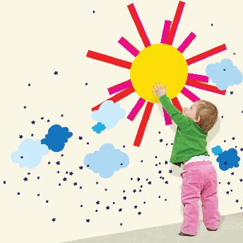 Creative wall painting of child's bedroom Homemade wall painting in child's bedroom